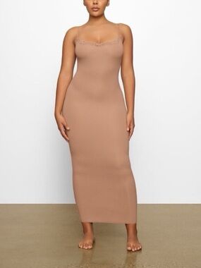 SKIMS FITS EVERYBODY LACE LONG SLIP DRESS SIENNA XS